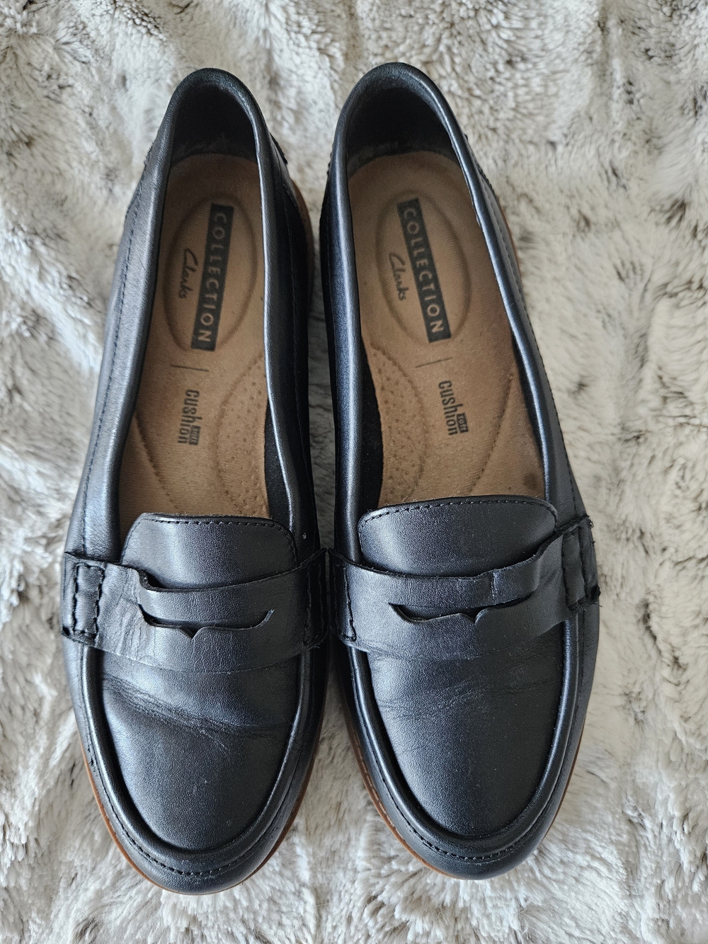Clarks Collection Black Leather Penny Loafers Women's Size 6